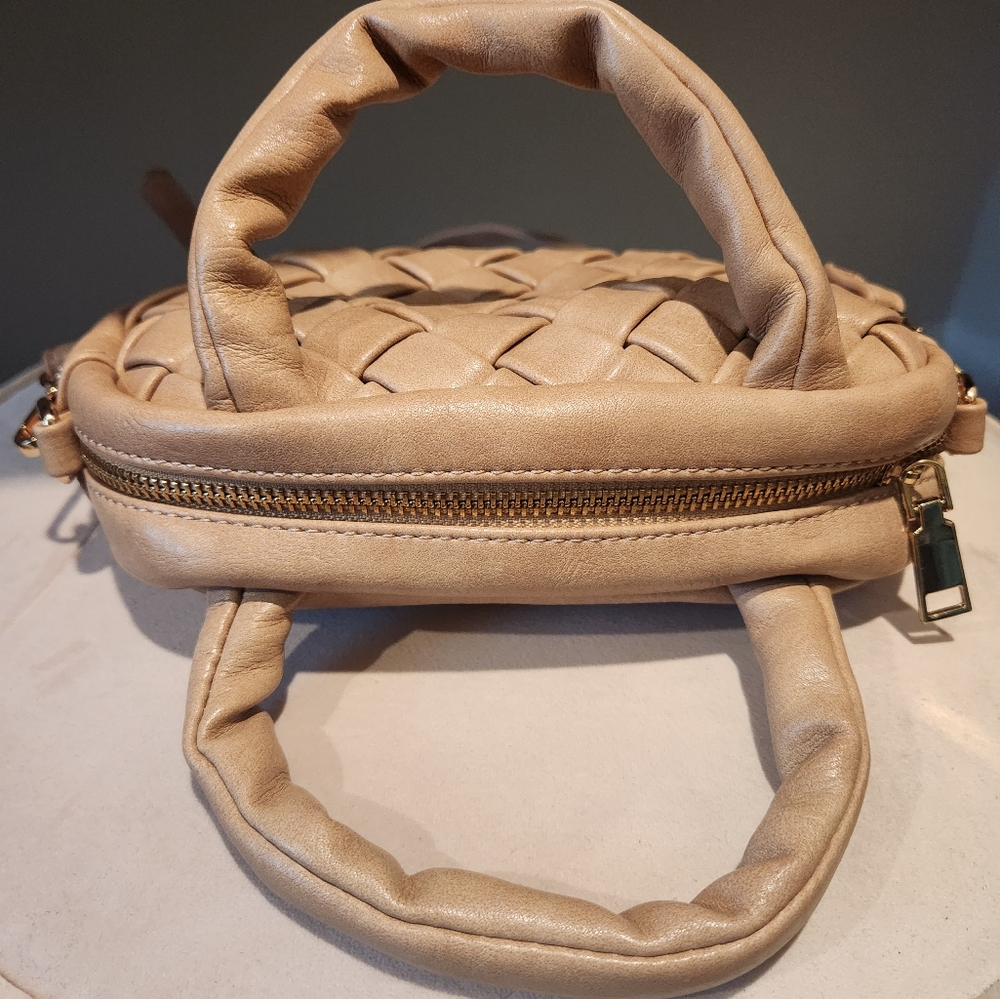 Handbag - Picture 5 of 5